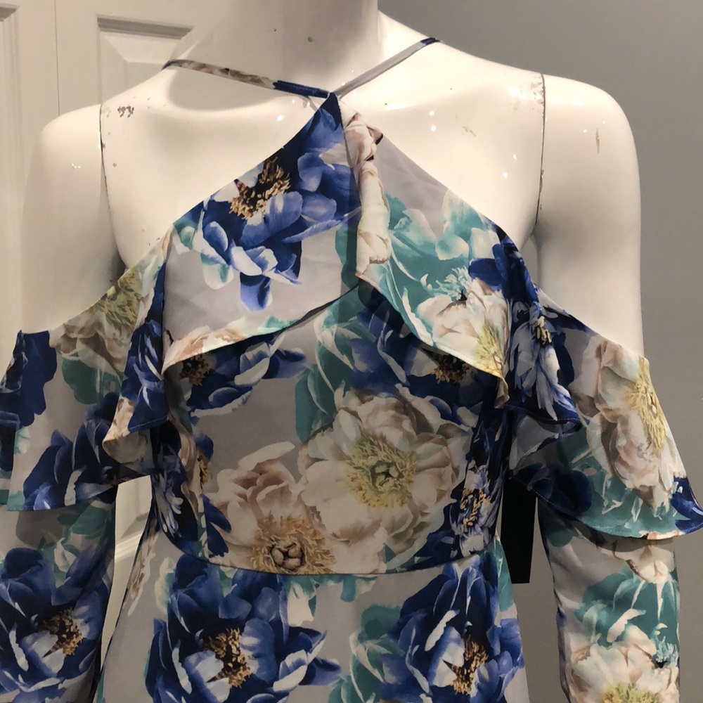 NWOT Cynthia Steffe floral cold shoulder dress - Picture 3 of 8